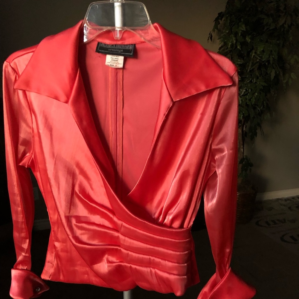 Orange top - Picture 2 of 6